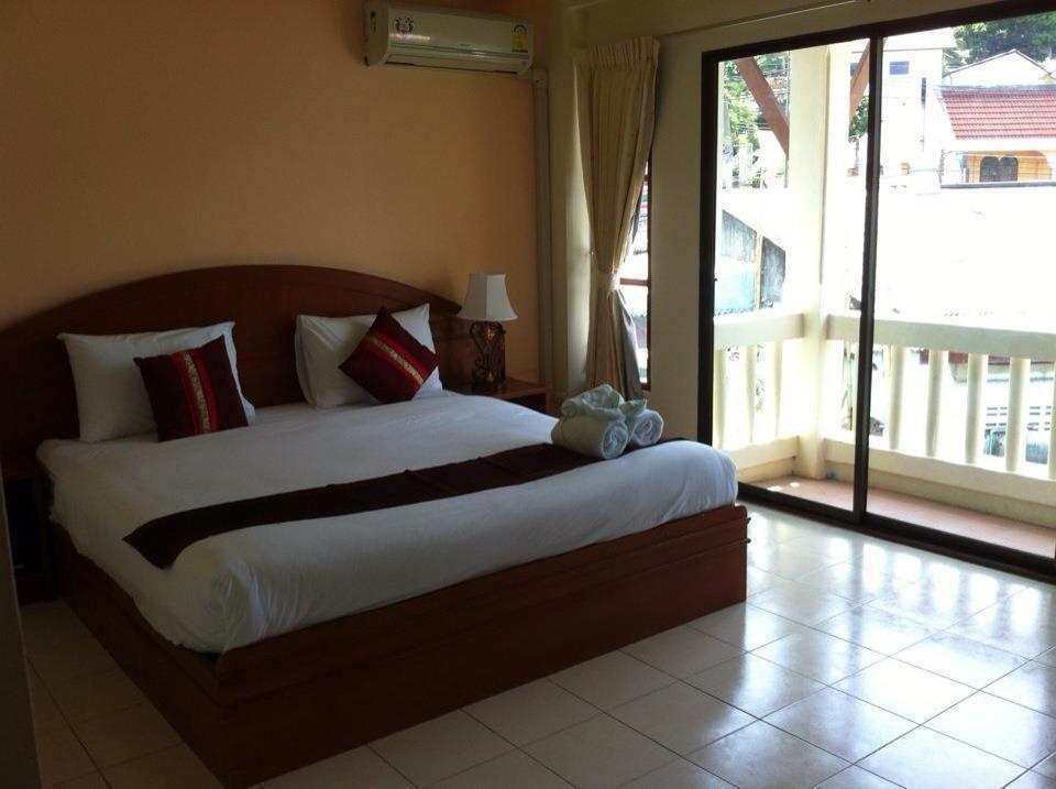 Holidays House Karon Exterior photo